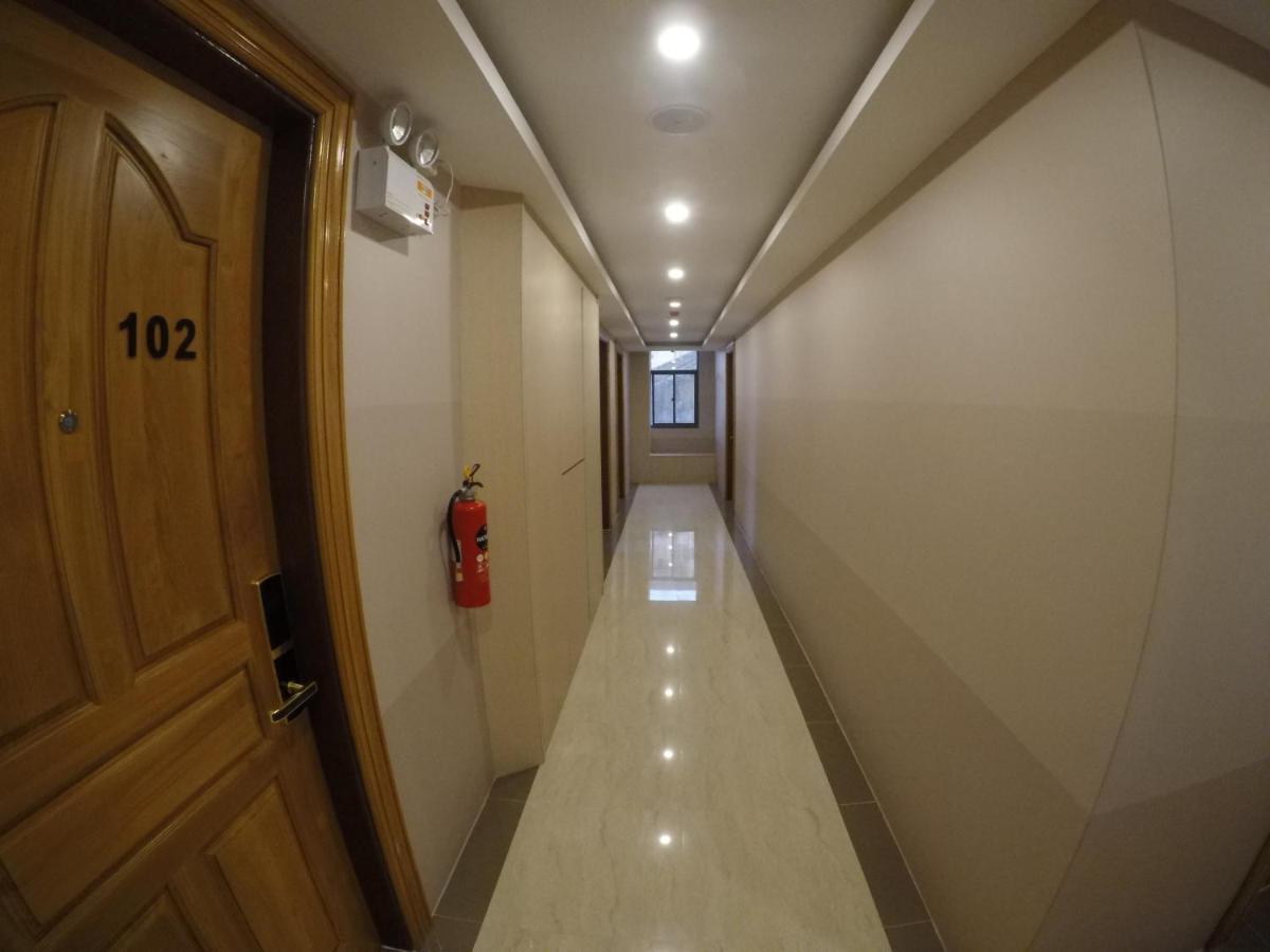 Yangon Hotel 57 Екстер'єр фото