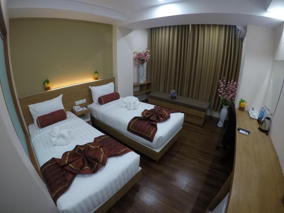Yangon Hotel 57 Екстер'єр фото