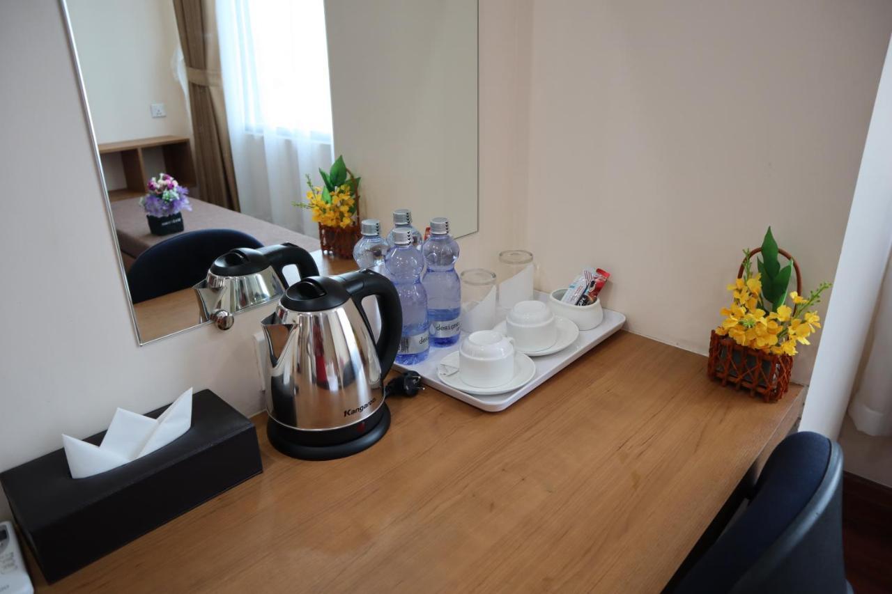 Yangon Hotel 57 Екстер'єр фото