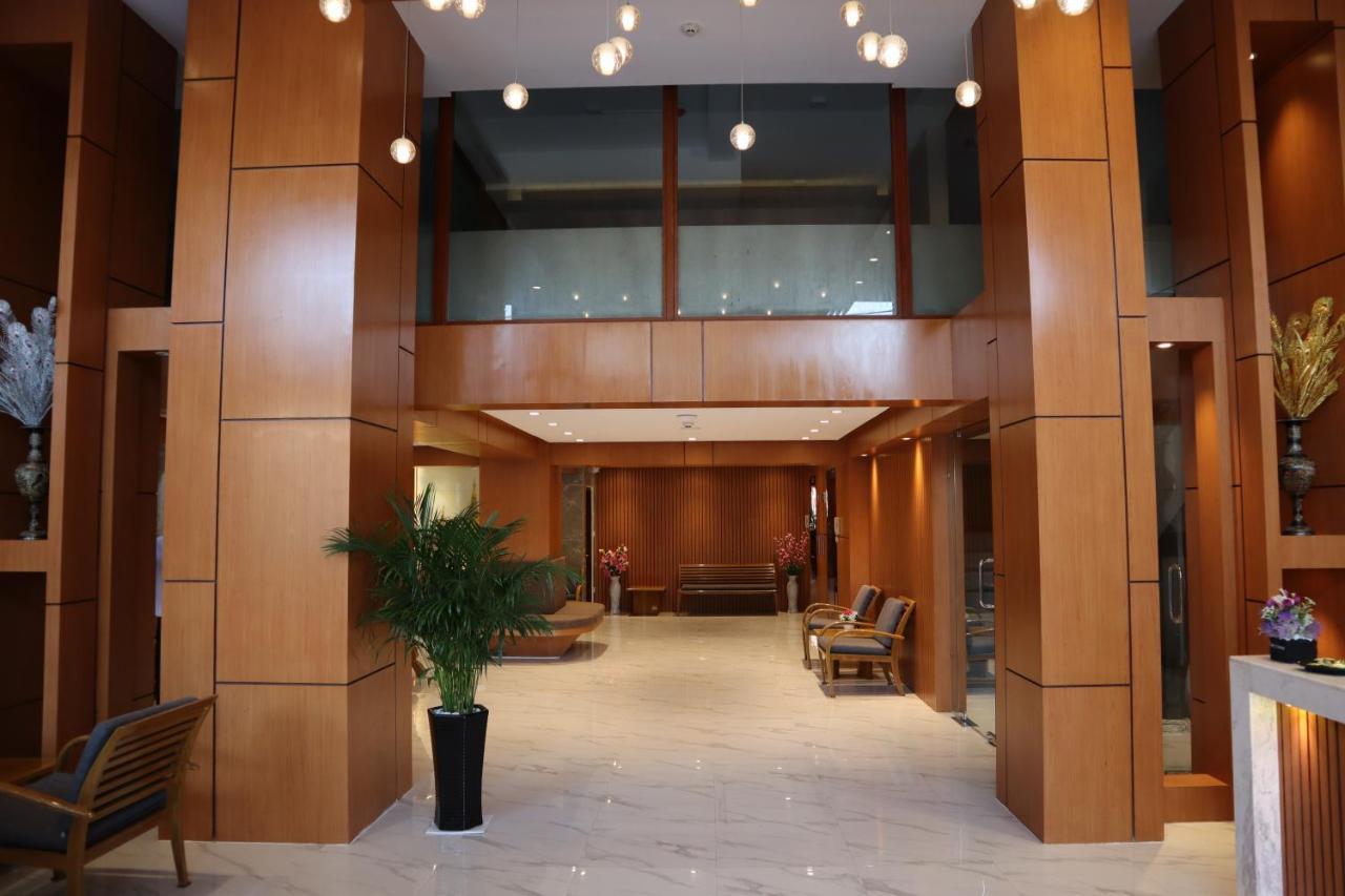 Yangon Hotel 57 Екстер'єр фото