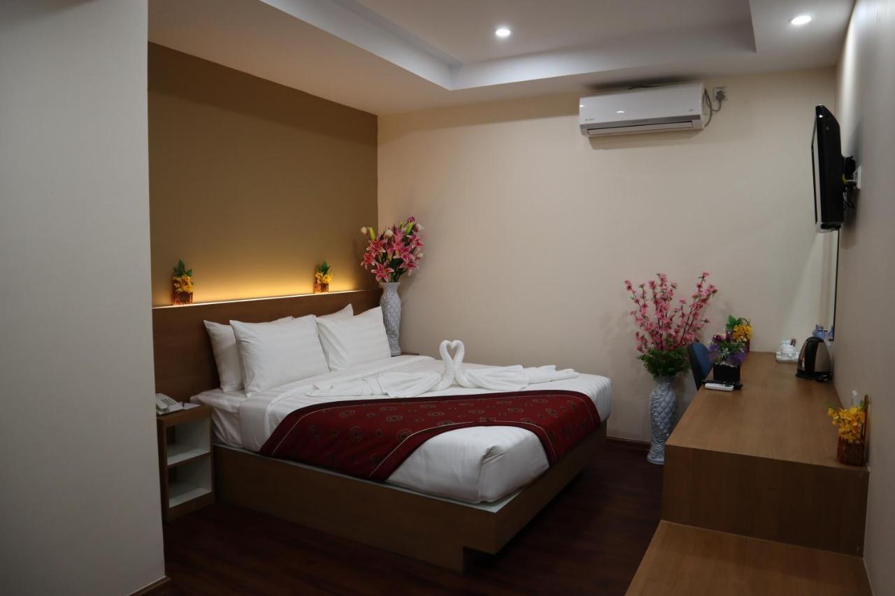 Yangon Hotel 57 Екстер'єр фото