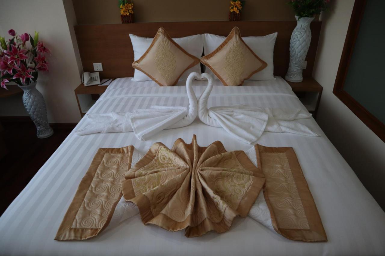 Yangon Hotel 57 Екстер'єр фото